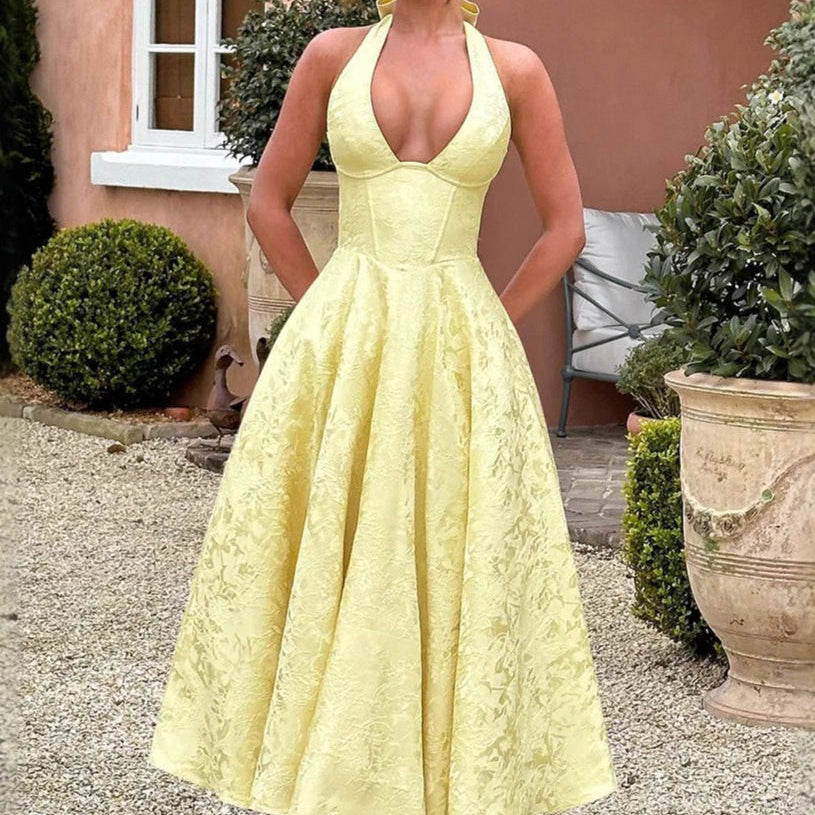 Vestido de noche jacquard con espalda abierta y escote en pico