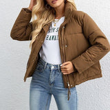 Chaqueta acolchada con cuello alto corto