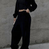 Conjunto deportivo para mujer: chaqueta corta con cremallera y capucha, pantalón de cintura alta