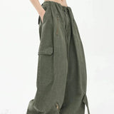 Pantalones cargo verde militar de cintura alta y pierna ancha y paracaídas