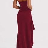 Vestido de noche largo sin tirantes con abertura hasta el muslo