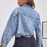 Chaqueta vaquera con bordes sin rematar