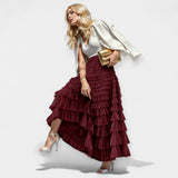 Kristýna - Falda Elegante con Detalle Decorativo de Tul