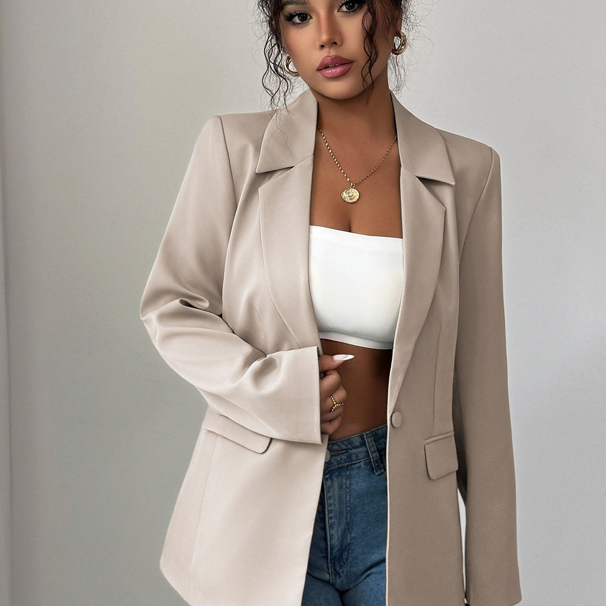 Blazer minimalista de manga larga