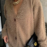 Chaleco de peluche con cuello en V