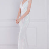 Vestido de noche sirena con lentejuelas y cuentas florales.
