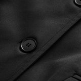 Blazer entallado con hombreras acolchadas