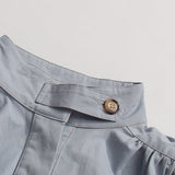 Chaqueta casual con detalles plisados