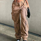 Pantalones cargo de pierna ancha al estilo de los años 2000