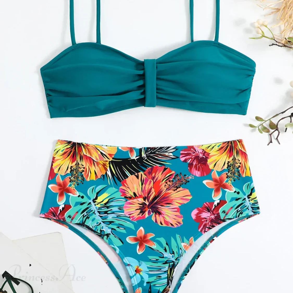 Conjunto bandeau tropical de dos piezas con lazo en la espalda