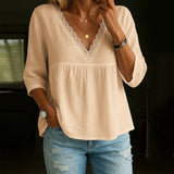 Camiseta de mujer con cuello en V – Fibras naturales – Corte holgado – Mangas 3/4 de encaje