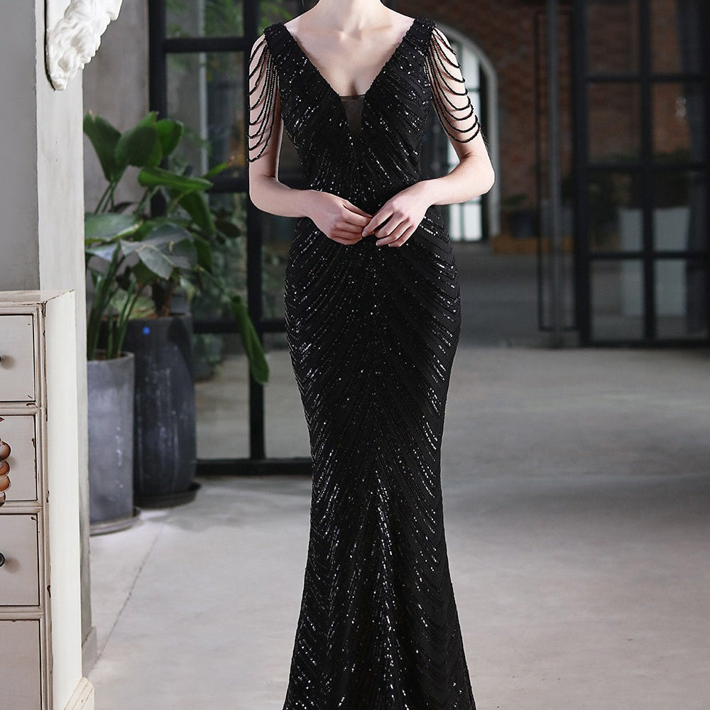 Elegante vestido de noche de sirena con lentejuelas