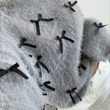 Suéter de mohair con pajarita, blusa holgada