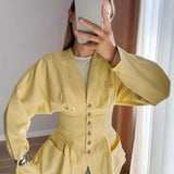 Blazer plisado de estilo vintage con cintura ceñida, inspirado en Chanel