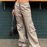 Pantalones cargo de cintura alta y pierna ancha con múltiples bolsillos