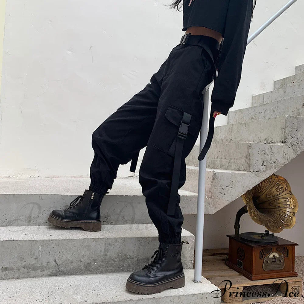 Pantalones cargo con bolsillos grandes