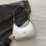 Bolso de hombro de piel sintética lisa con pajarita
