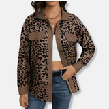 Camisa de mujer - Pana - Corte holgado - Cuello en punta - Estampado de leopardo