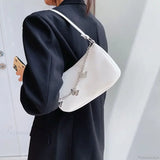 Bolso de hombro de viaje de piel sintética con cadena de mariposa.
