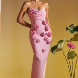 Vestido de noche floral sin tirantes