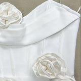 Vestido de noche floral sin tirantes