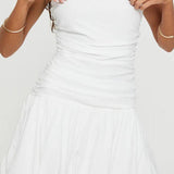 Vestido de noche mini ajustado sin tirantes