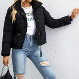 Chaqueta acolchada con cuello alto corto