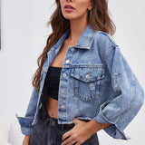 Chaqueta vaquera con bordes sin rematar