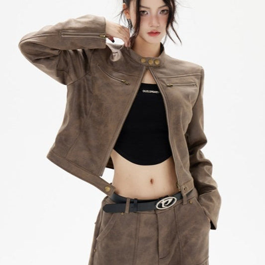 Chaqueta corta de cuero estilo motero