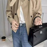 Chaqueta cargo corta e informal