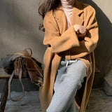 Abrigo informal de lana de primavera con cuello con muesca