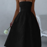Elegante vestido de noche sin tirantes
