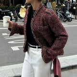 Elegante chaqueta corta de tweed al estilo Chanel