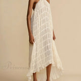 Encantador vestido midi con cintura plisada y cordón, elegante y con volantes, cuello halter.