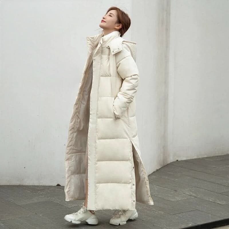 Abrigo acolchado largo, elegante y cómodo para mujer.