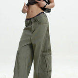 Pantalones cargo de pierna ancha con corte curvo y deconstruido