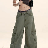Pantalones cargo de pierna ancha con corte curvo y deconstruido