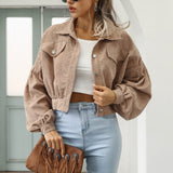 Chaqueta corta de pana con botones