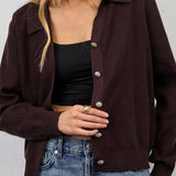 Chaleco liso con cuello en V y botones