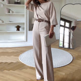 Conjunto de dos piezas para mujer: corte holgado, camiseta de manga ancha y pantalón de cintura alta.