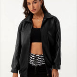 chaqueta de cuero con solapas extragrandes