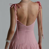 Mini vestido sexy con escote en V y espalda abierta