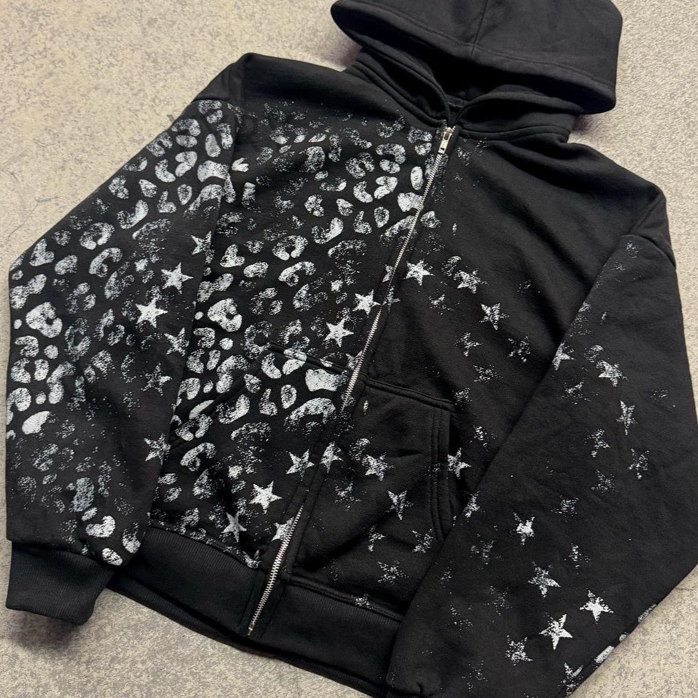 Sudadera con capucha estampada de estilo urbano