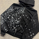 Sudadera con capucha estampada de estilo urbano
