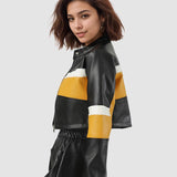 Chaqueta corta de PU con bloques de color