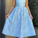 Elegante vestido de noche sin tirantes