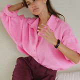 Una blusa relajada, sencilla y holgada, ideal para usar a diario.