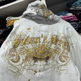 Sudadera con capucha oscura con estampado antiguo
