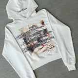 Sudadera con capucha con estampado gráfico oscuro Y2K