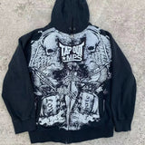 Sudadera rebelde con estampado de calavera oscura